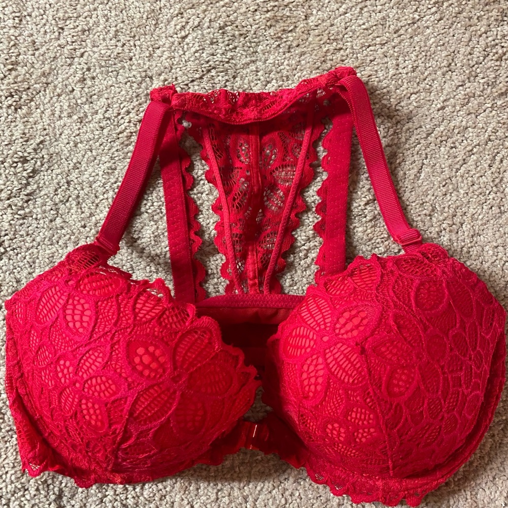 Vs Bra